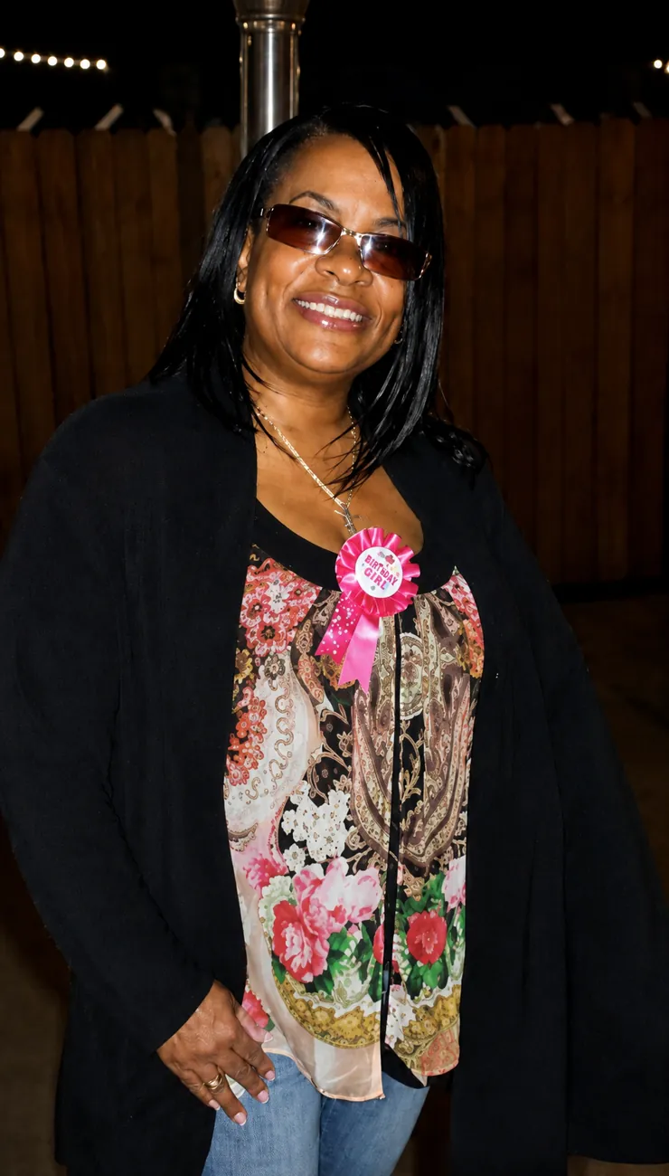 Ronda “Mz. Chill”, line dance instructor